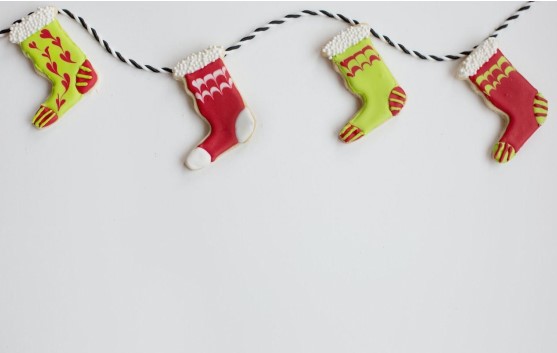 Magical Garland & Tabletop Christmas Tree Décor